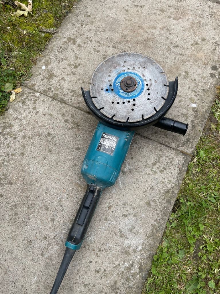 Angle grinder + diamond disk 