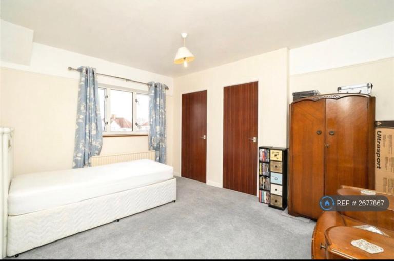 3 bedroom house in Marshfield Road, Bristol, BS16 (3 bed) (#2677867)