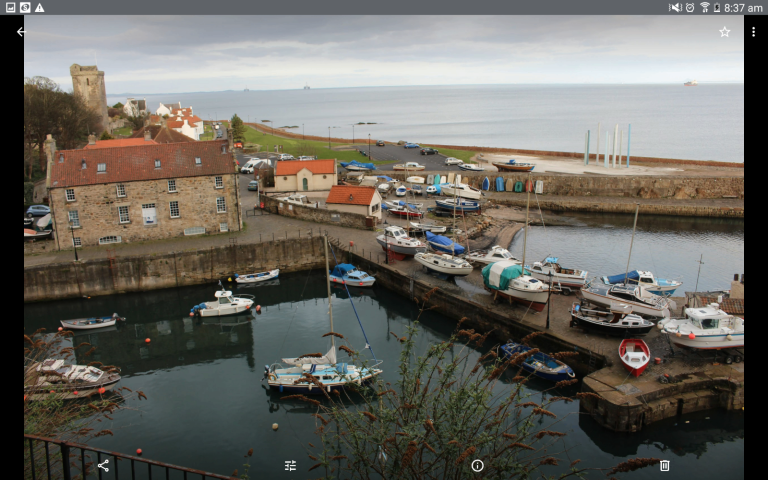 Flatmate wanted, room to rent let, double room, Flat share Dysart, Kirkcaldy