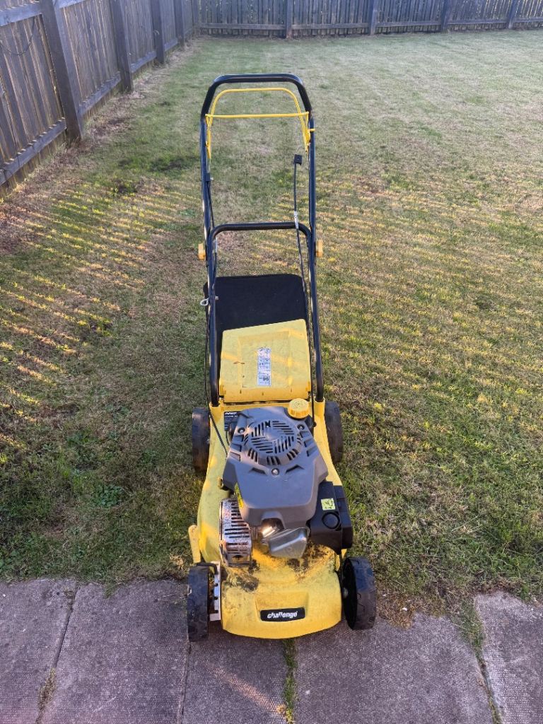 Challenge 40cm Self-Propelled Petrol Lawn Mower