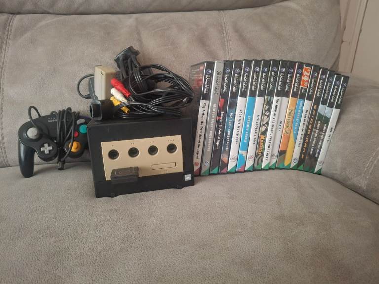 Gamecube console bundle