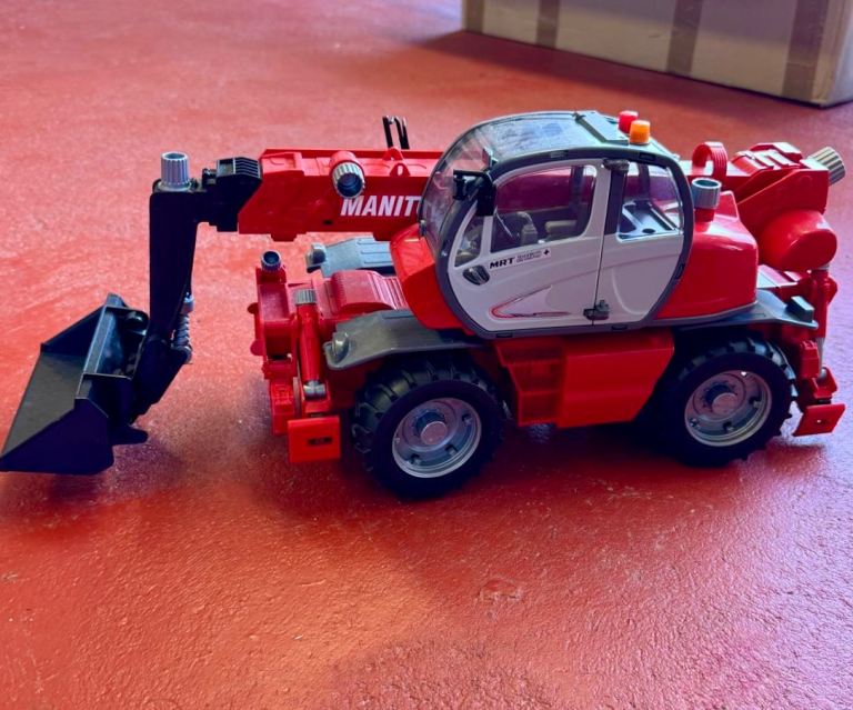 Manitou telehandler