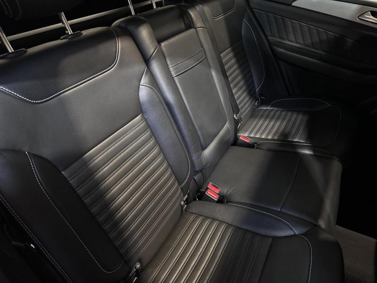 MERCEDES-BENZ GLE CLASS 3.0 GLE350d V6 AMG Line (Premium) G-Tronic 4MATIC Euro