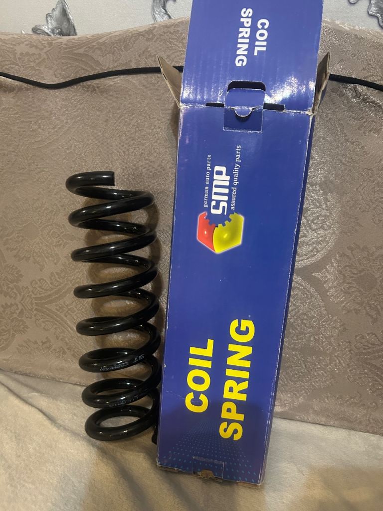 Coil spring - Mercedes