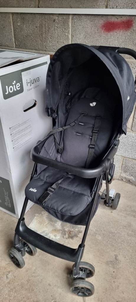 Joie i-Juva stroller and car seat