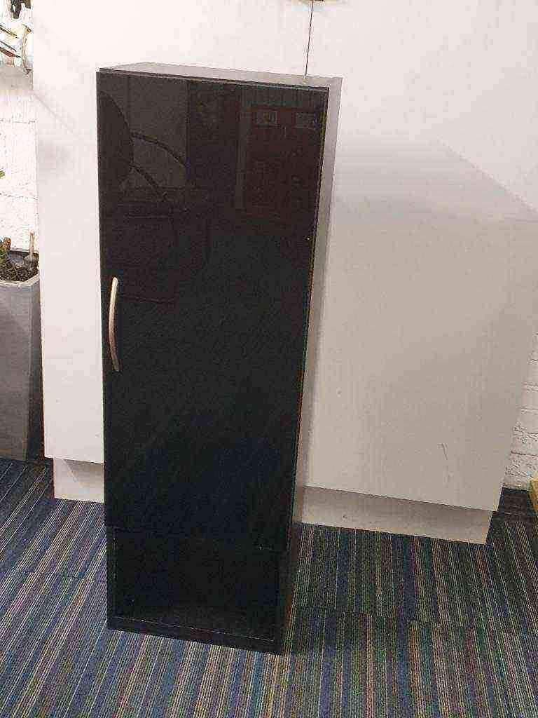 Wickes Bientina Black gloss finish storage shelving bathroom wall hung