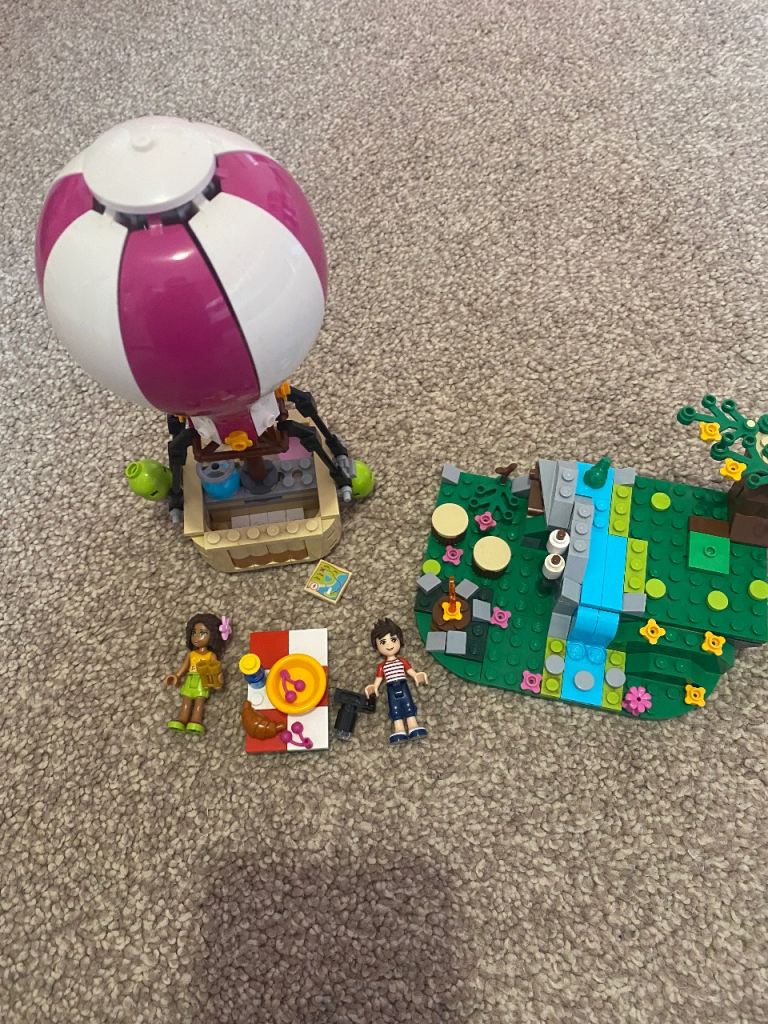 Lego Friends 41097 hot air balloon 