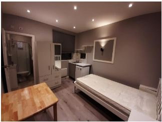 'HANWELL W7,  15 minutes Paddington,  DOUBLE STUDIO