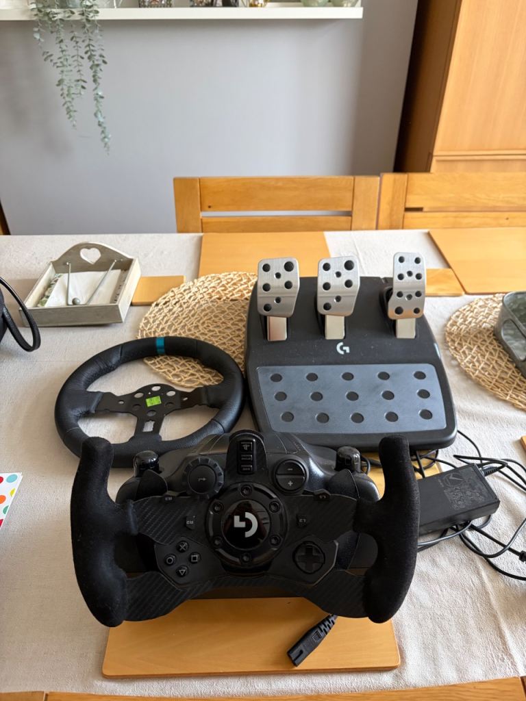 Logitech Racing System with F1 wheel ad-on