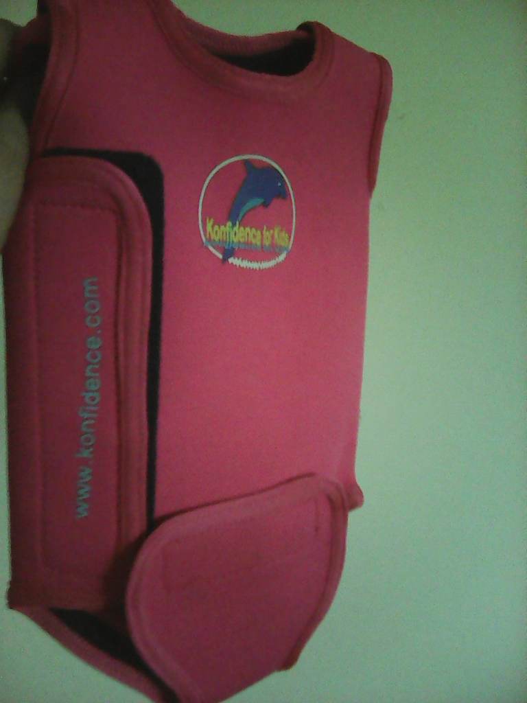 Brand new BABY NEPHRENE Konfidence for Kids Swim Suit Wrap – Pink Buoyancy Aid