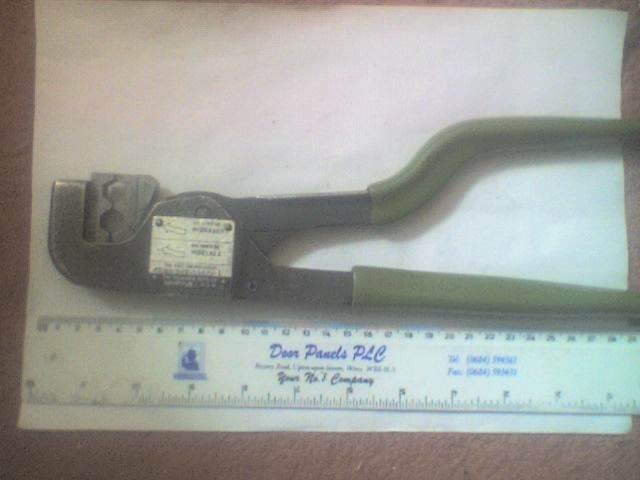 T&B , Part No. 683 51072 1 , Green , 2 Size Crimping Tool - 389 & 411 HEX - USED