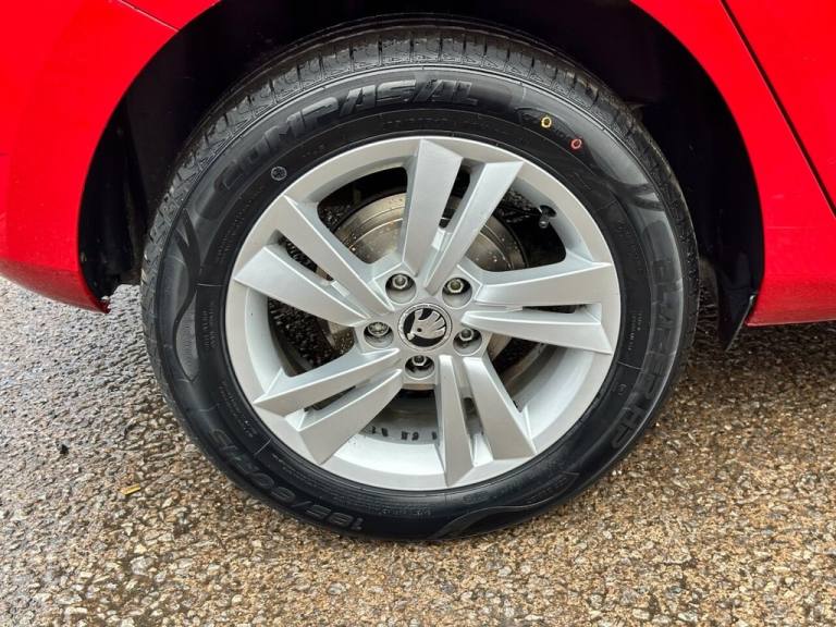 2019 69 SKODA FABIA 1.0 TSI SE HATCHBACK 5DR PETROL MANUAL EURO 6 (S/S) (95 PS)