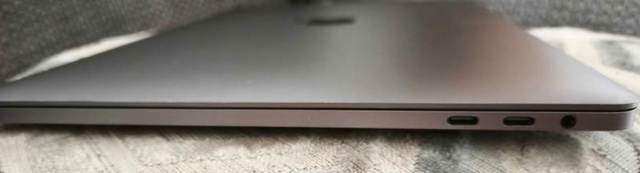 MacBook Pro 2018 A1989 - Intel 2.7GHZ Quad-Core i7, 16GB memory