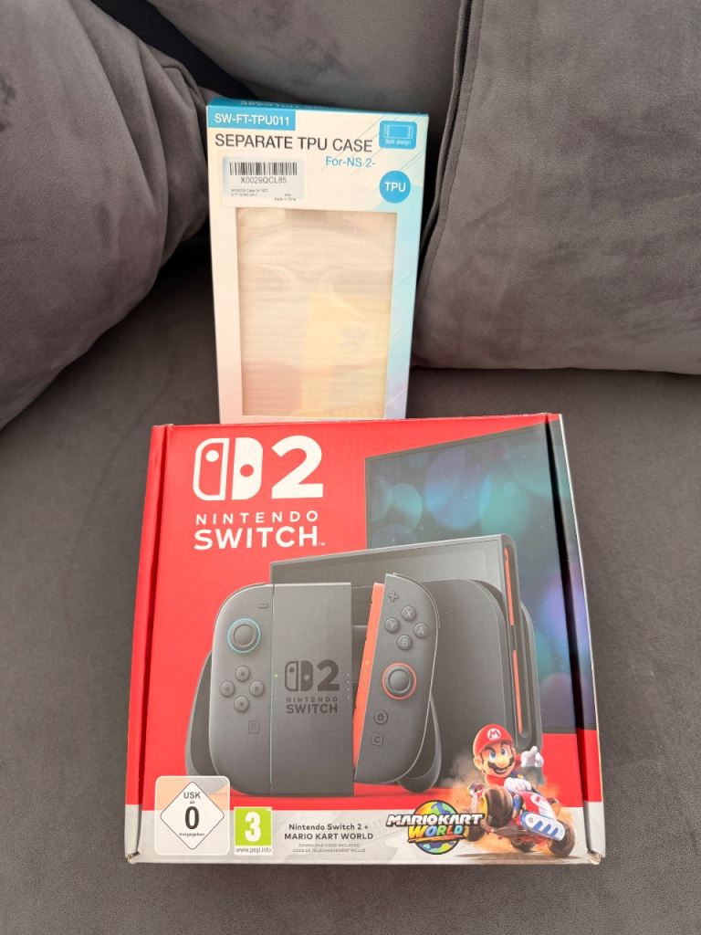 Nintendo Switch 2 + Extras