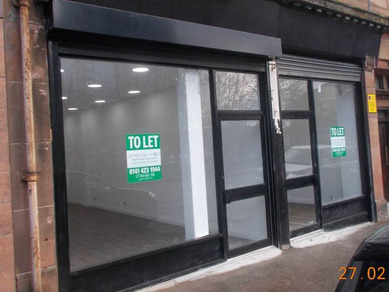 SHOP TO LET, CARMUNNOCK ROAD, G44 4TZ- £185.00 PW