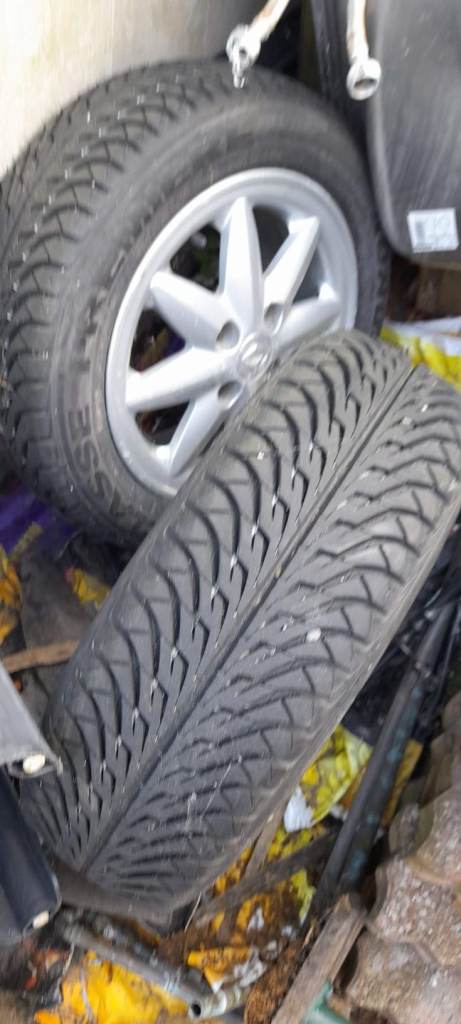 New wheels tyres renault