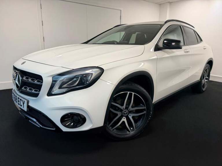 2018 Mercedes-Benz GLA 1.6 GLA180 Urban Edition SUV 5dr Petrol Manual Euro 6 (s/s) (122 ps) Manua...