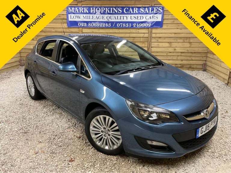 2015 Vauxhall Astra 1.6i Excite Hatchback 5dr Petrol Manual Euro 6 (115 ps) Hatchback Petrol Manual