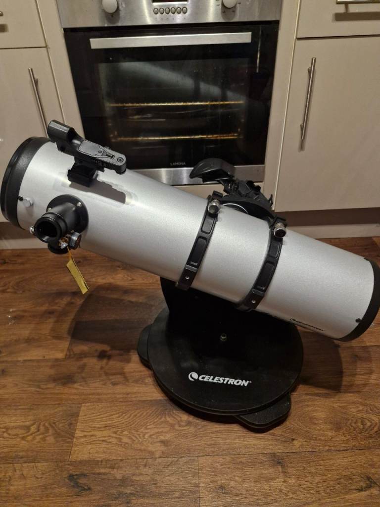 Celestron StarSense Explorer DOB Telescope - As Good As New