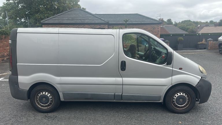 Vauxhall, VIVARO 2700 CDTI 100 SWB, Panel Van, 2006, 1870 (cc)