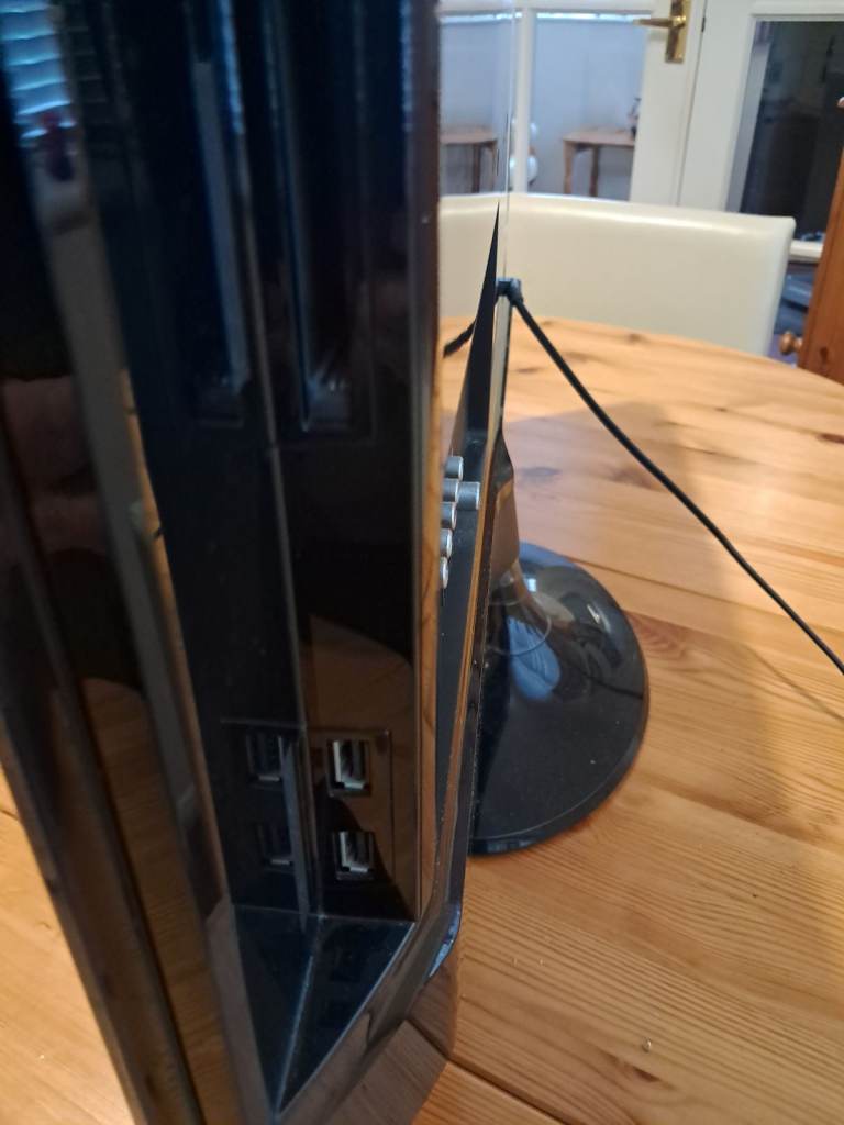 Samsung 27inch H.D. LED smart TVT.V.