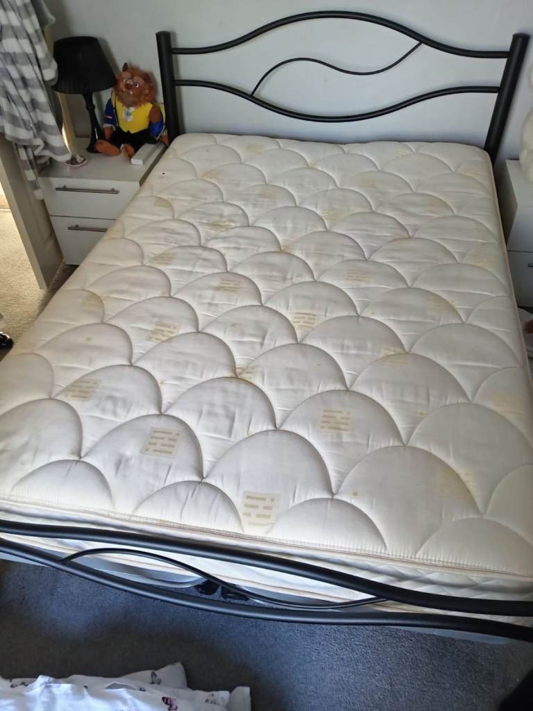 Double bed frame and mattress