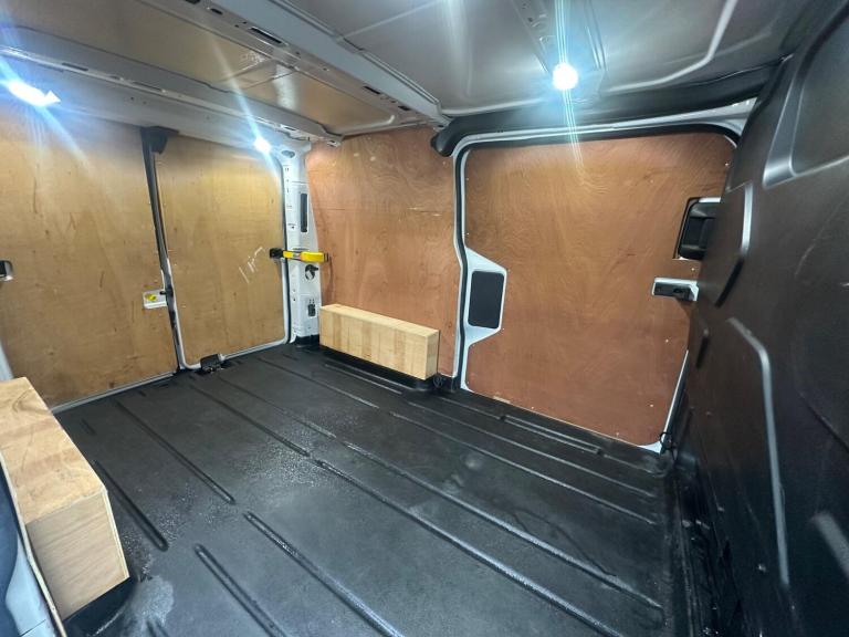 2019 Ford Transit Custom 2.0 TDCi 170ps Low Roof Sport Van PANEL VAN DIESEL Manual