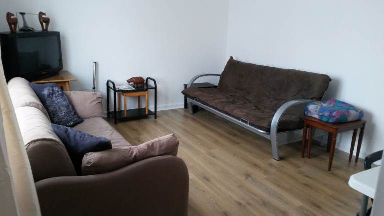 Double Room Hayes/ Heathrow (Ealing Broadway 10mins, Heathrow 6mins, Paddington 20min)
