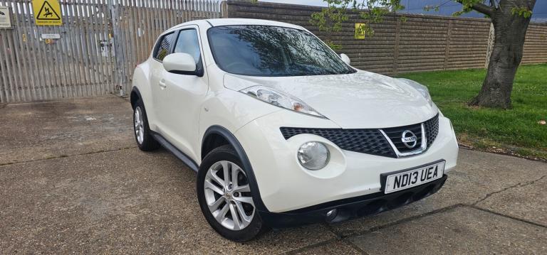 2013 Nissan Juke 1.6 Acenta 5dr CVT [Premium Pack] HATCHBACK Petrol Automatic