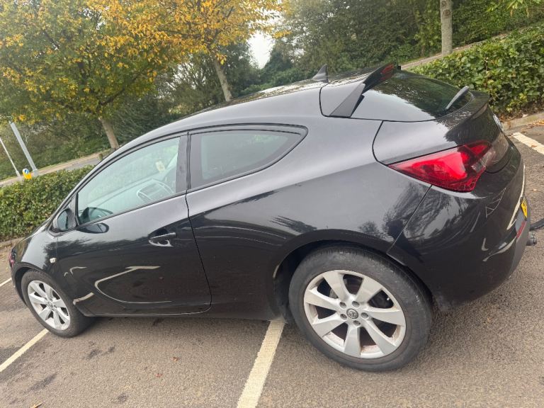 Vauxhall, GTC, Hatchback, 2015, Manual, 1956 (cc), 3 doors