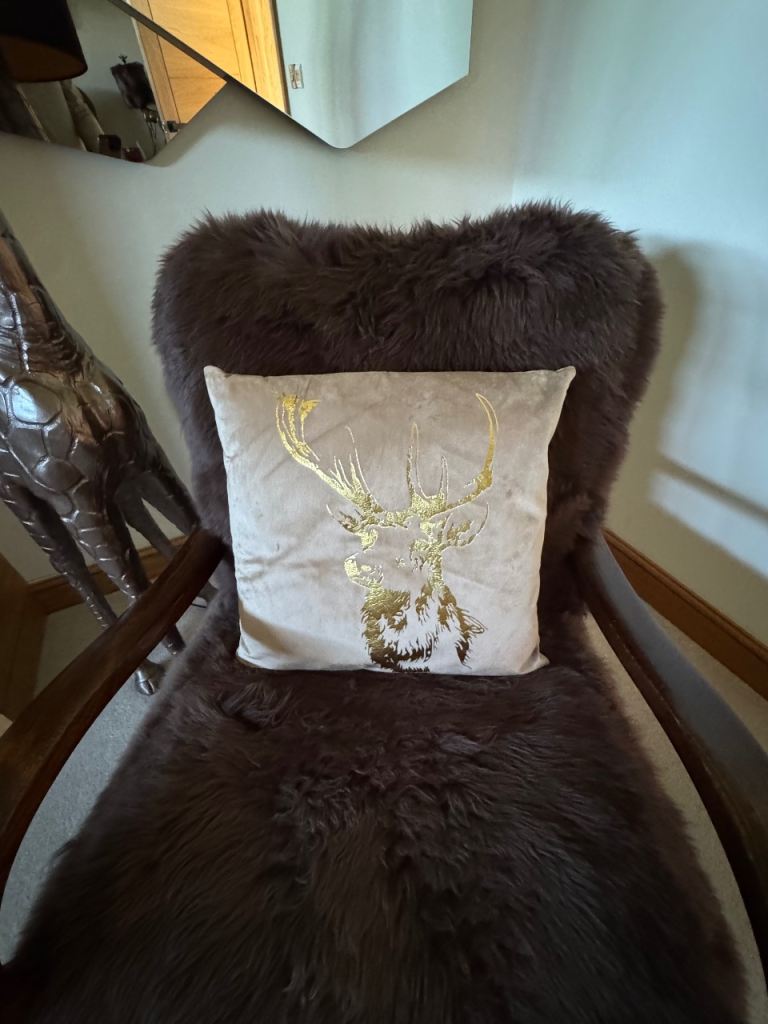 Cream & Gold Stag Head Decorative Cushion, Good Condition