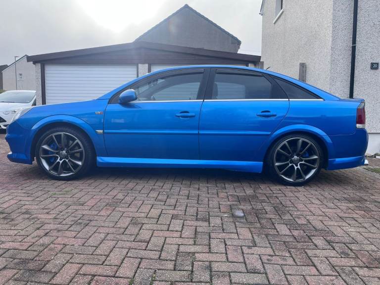 Vauxhall, VECTRA, Hatchback, 2005, Manual, 2792 (cc), 5 doors