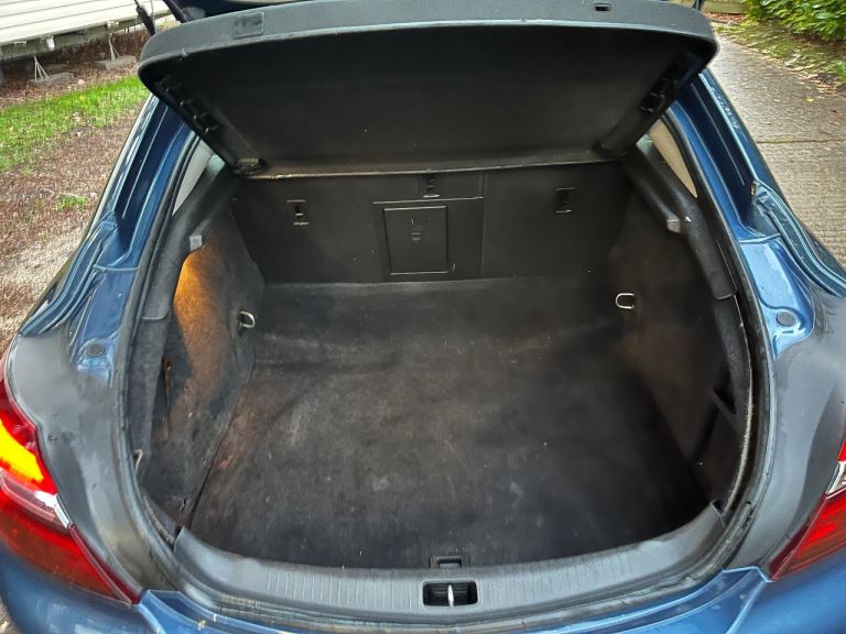 Vauxhall, INSIGNIA,ULEZ , £20 tax,diesel , cheap family Hatchback, 2015, Manual, 1956 (cc), 5 doors