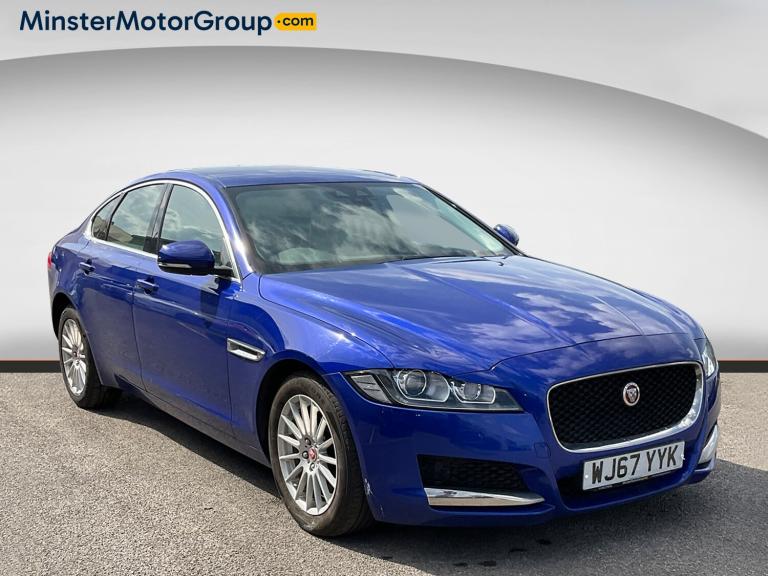 2017 Jaguar XF PRESTIGE D AUTO Saloon DIESEL Automatic