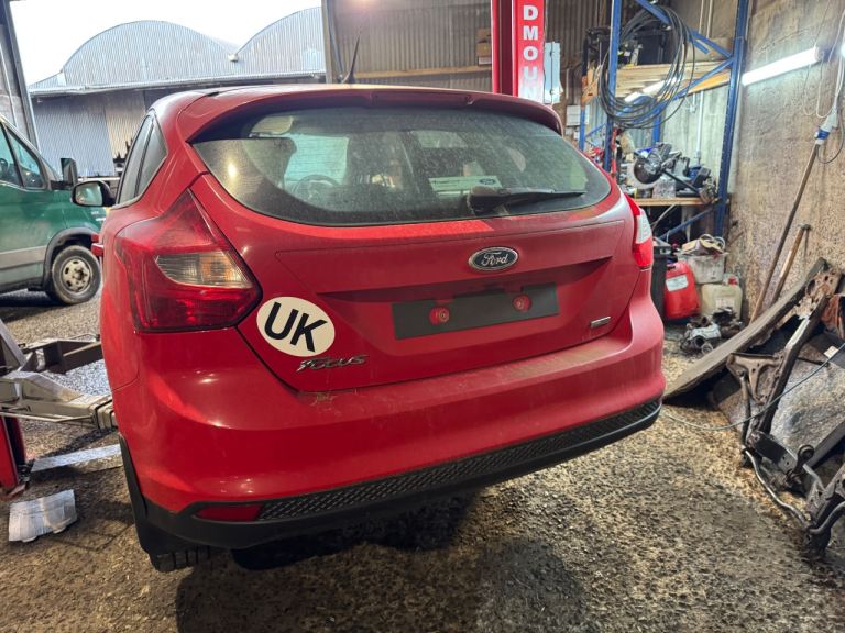 Ford focus 2012 1.0 eco boost for breaking lots of parts 