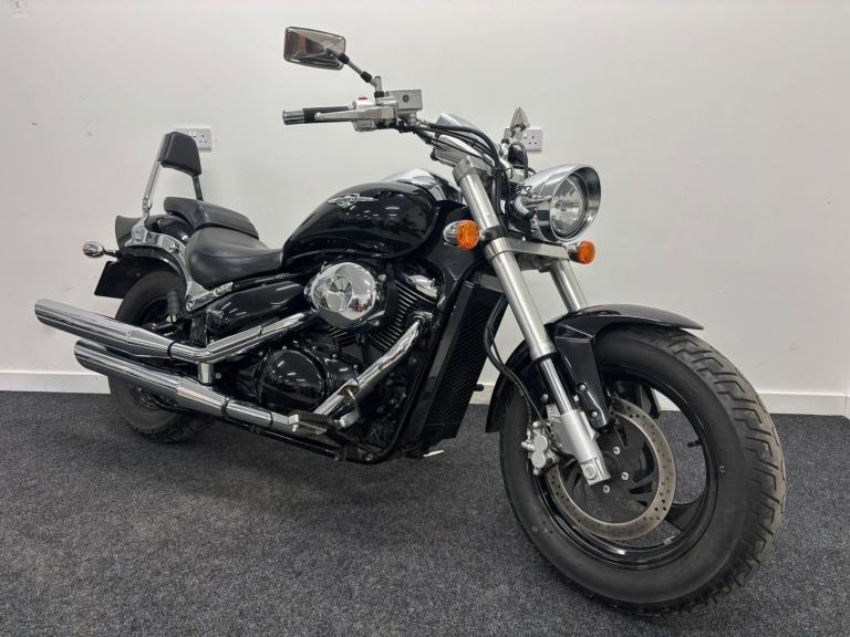 SUZUKI INTRUDER 800 ** LOW MILES - LONG MOT - 2 OWNERS- **