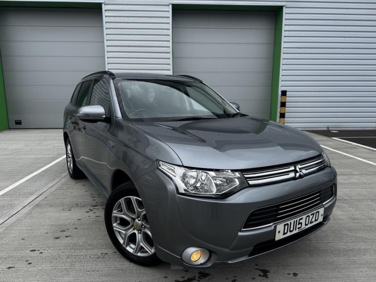 MITSUBISHI OUTLANDER 2.0 h 12kWh GX3h 2015