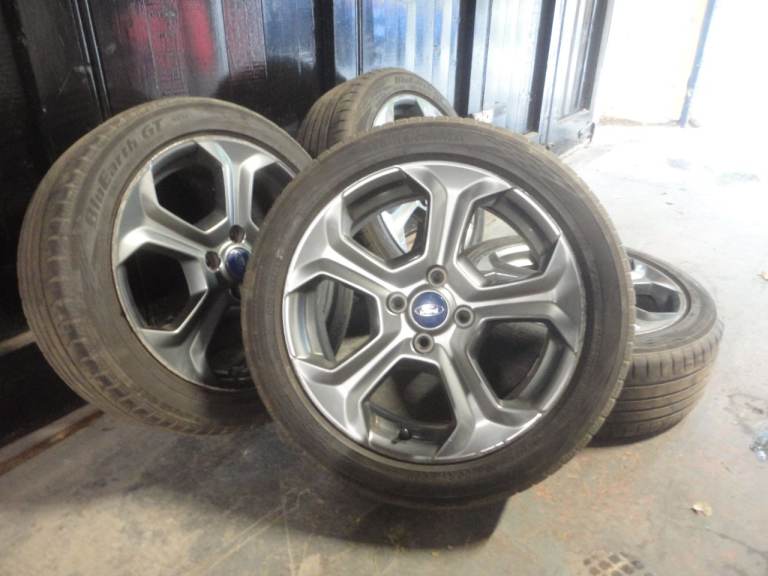 FORD FIESTA ST LINE 17 INCH ALLOY WHEELS