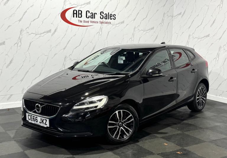 2016 Volvo V40 1.5 T2 Momentum Auto Euro 6 (s/s) 5dr HATCHBACK Petrol Automatic