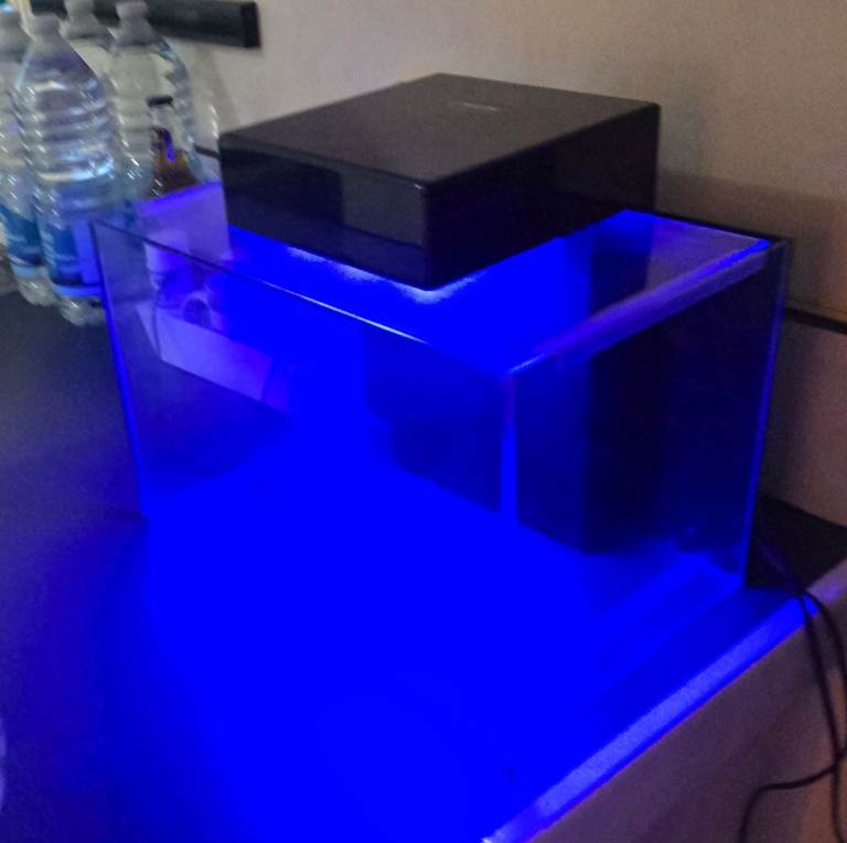 Aqua one 21 litre fish tank with filter and lights ( blue and white ) 