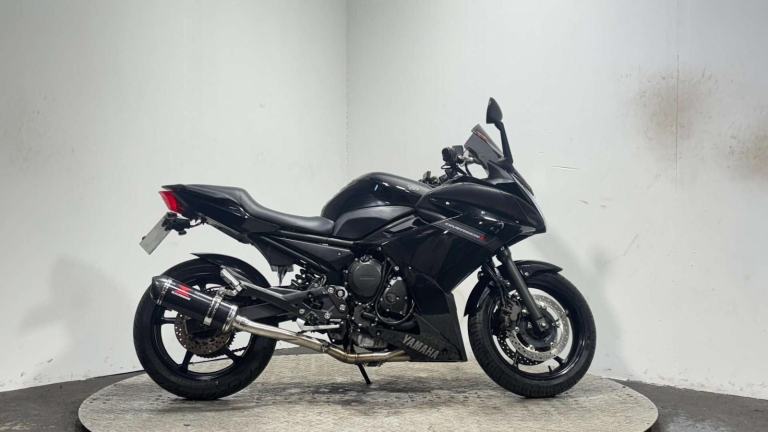 Yamaha XJ6 2012 ONLY 17K SPORTS EXHAUST VERY CLEAN MOT'D 600CC A2
