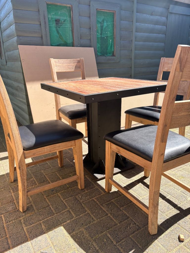 Dining table and 4 chairs