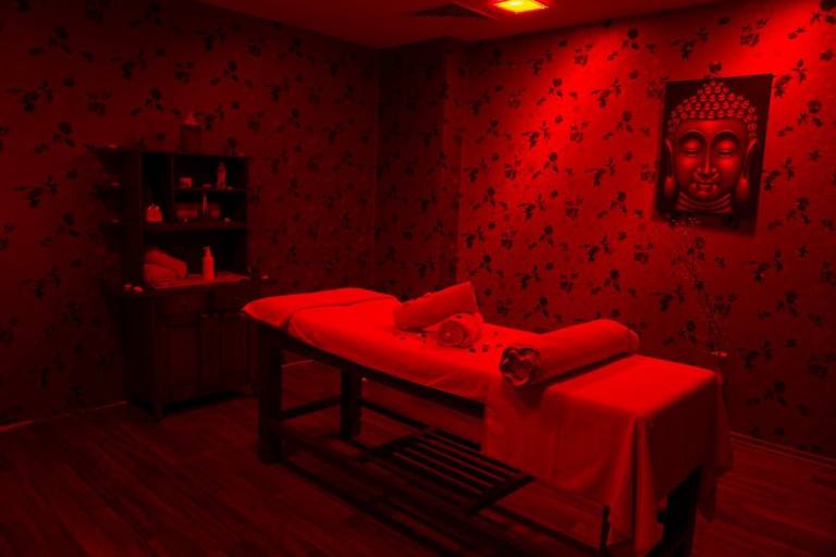 Professional female masseuse services (Qualified)