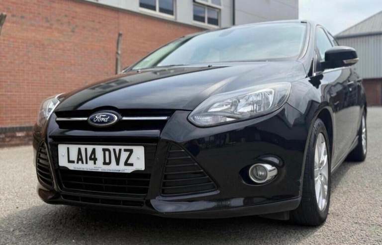 2014 Ford Focus 1.6 TDCi 115 Titanium Navigator 5dr HATCHBACK DIESEL Manual