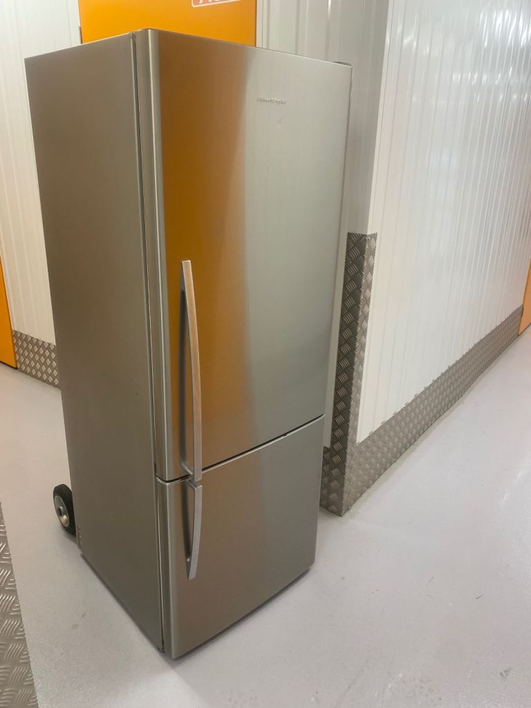 Fridge freezer