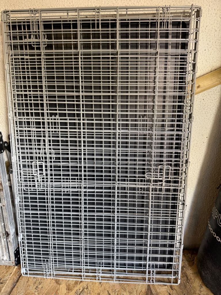 XL pet crate 