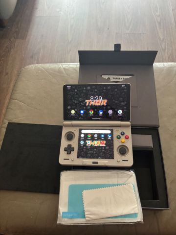 その他 AYN Thor MAX 16+1TB RAINBOW AYN Thor Rainbow Max 16+1TB | in Bicester, Oxfordshire | Gumtree