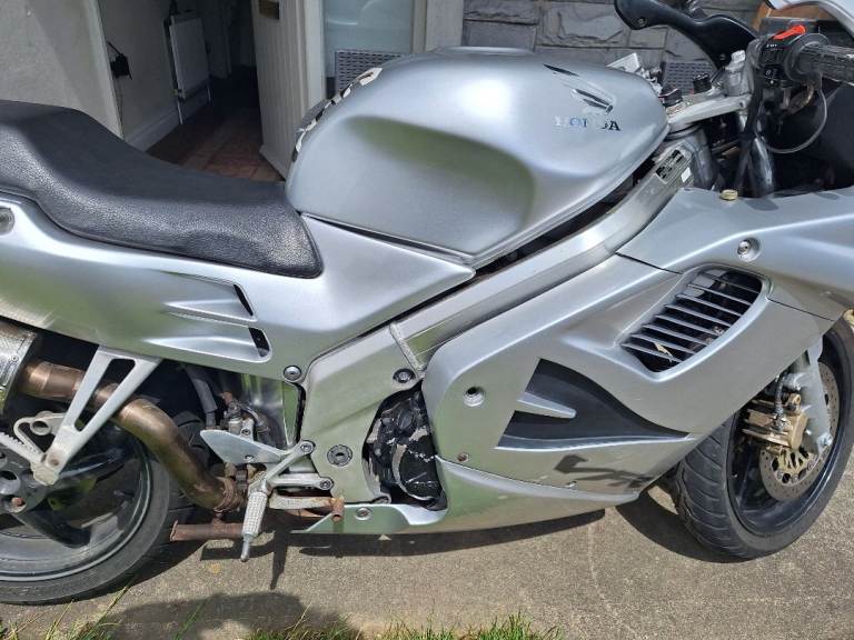 Honda 1997 VFR750 RC36