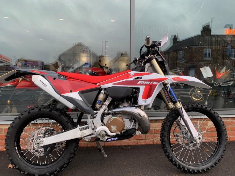 2024 FANTIC MOTOR XE 300 - 14 hours - 367 miles - 1 OWNER