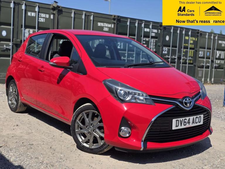 2015 Toyota Yaris 1.33 Dual VVT-i Excel Hatchback 5dr Petrol Multidrive S Euro 5 Euro 5 (99 p Hat...